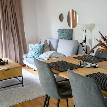 Farawayhomes St Wolfgang #4 *